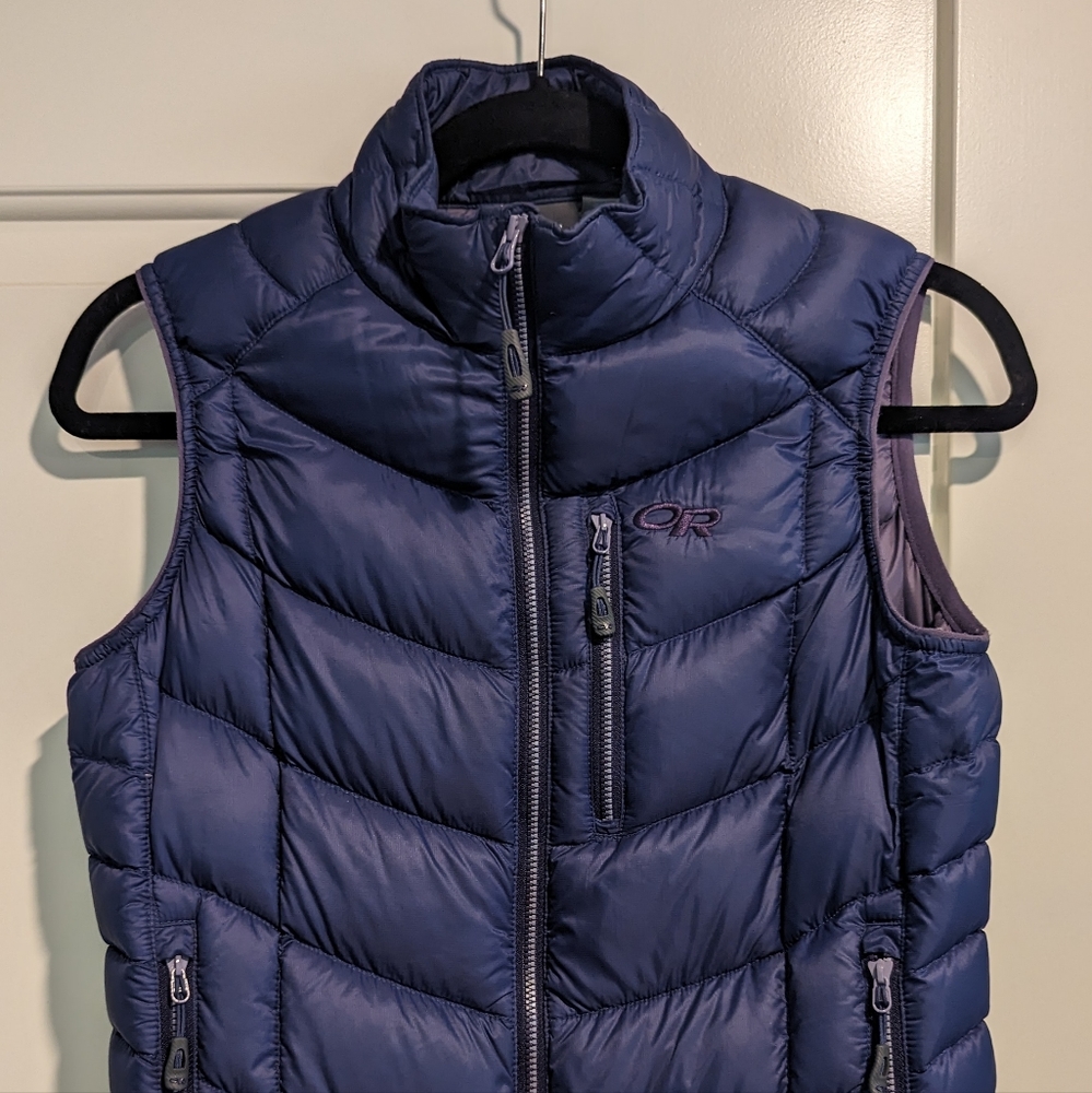 Outdoor Research Women's Helium Down Vest – Purple Size Small